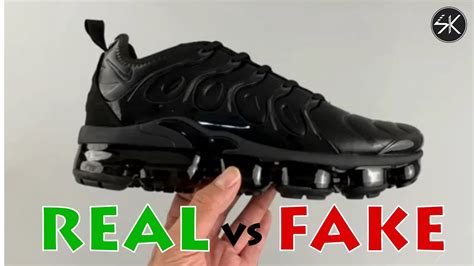 nike vapormax triple black real vs fake - Nike VaporMax 2021 all black.